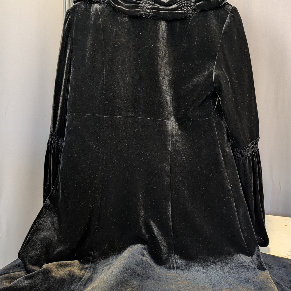 Nanette Lepore Elegant Black Velvet Cape like Jacket - Picture 11 of 11